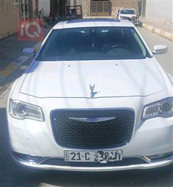 کرایسلەر 300